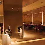 Hotel Luxury Villa Near Delhi Airport